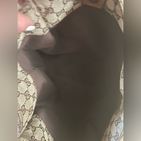 Gucci Canvas and Leather Tote Bag in beige. Great condition and authenticated. - Picture 7 of 11